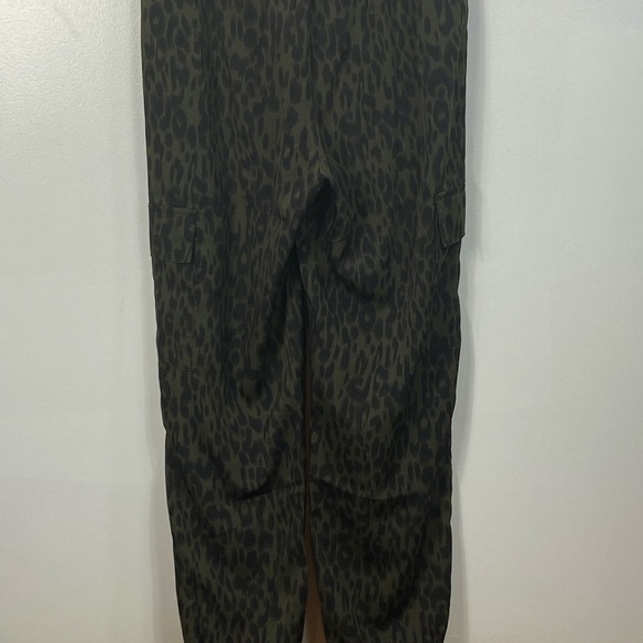 Thml animal print joggers/ankle pants - Picture 3 of 5